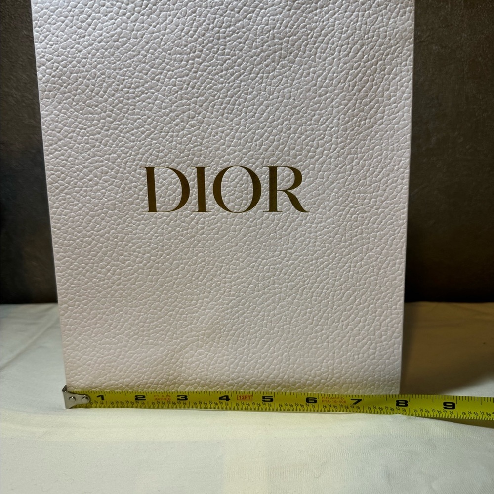 Dior gift bag - Picture 3 of 8